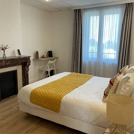 Porte Mars Gare Centre Arena Hotel 3*